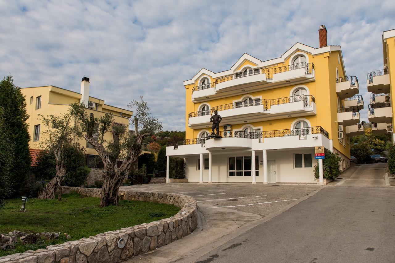 Hotel Crnogorska Kuca Ποντγορίτσα Εξωτερικό φωτογραφία
